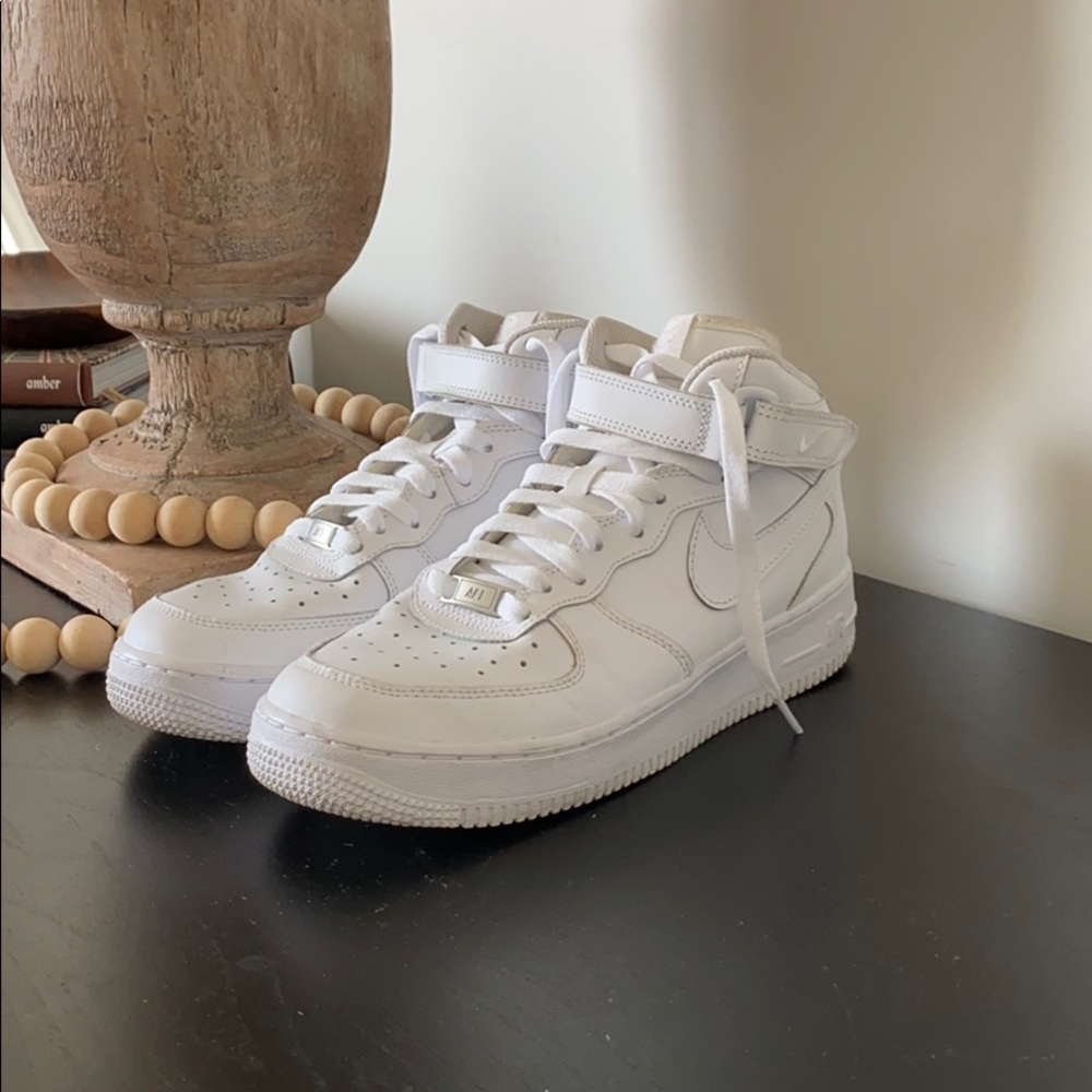 White High Top Nike Air Force 1’s